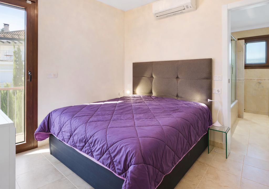 03CF575F-D1D0-4683-BFBB-149AF54015D2