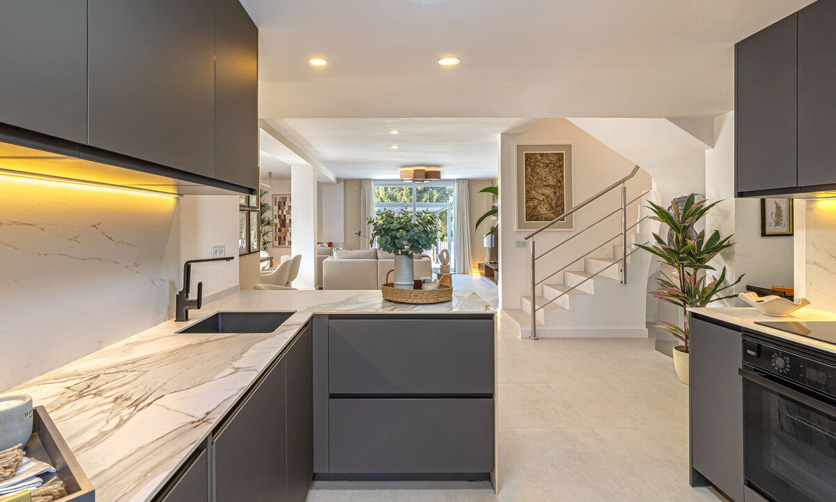 18-cc72f169493c096e712837ff5d8b6e41