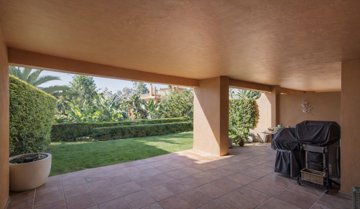 13270048-05DC-4D8E-8ACF-B82A147A28BF