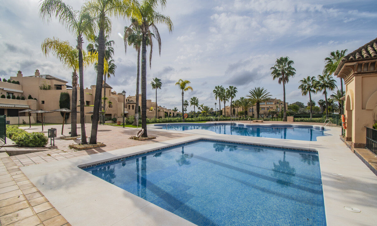 22-bcf8e6250e0bab365f900a8ac31ac040