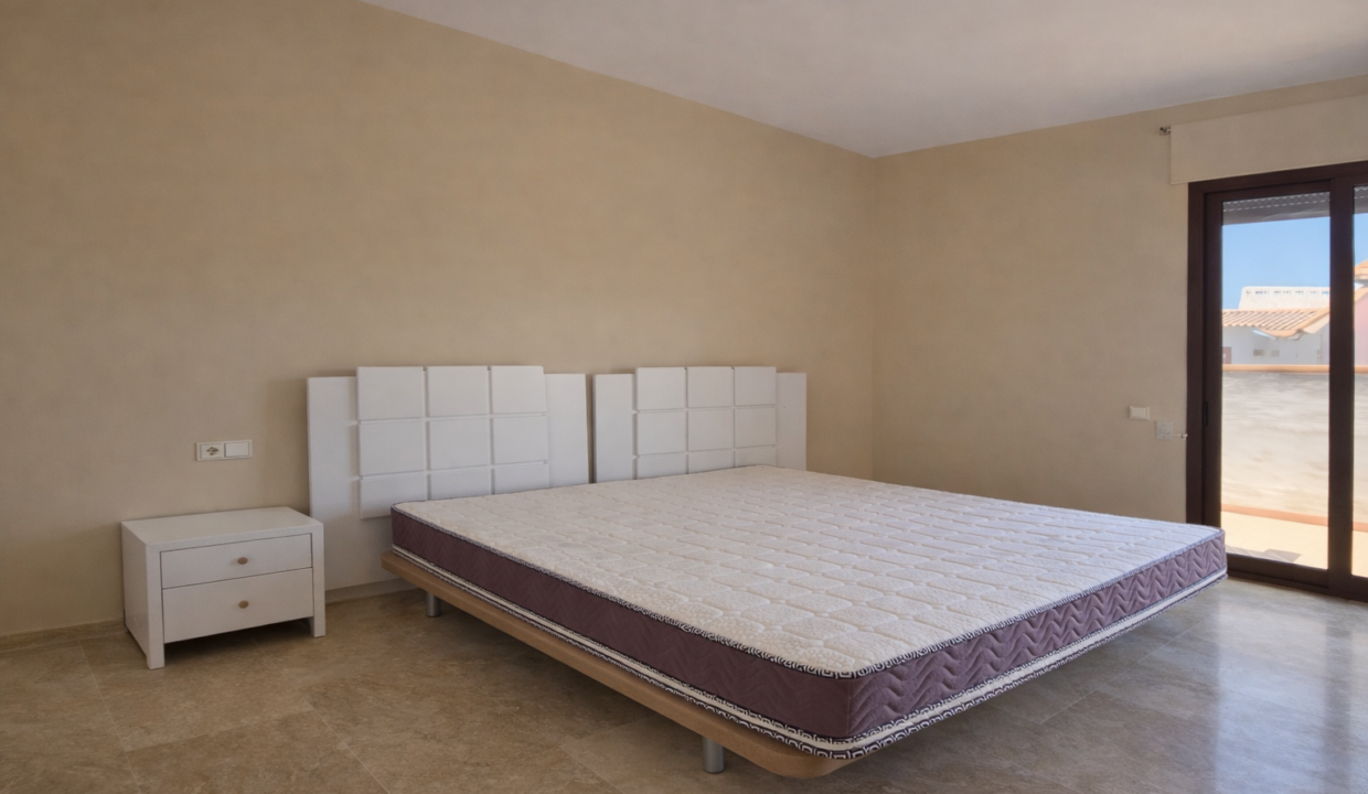 42C99D39-CDA4-45D2-87C9-F1149EA1021C