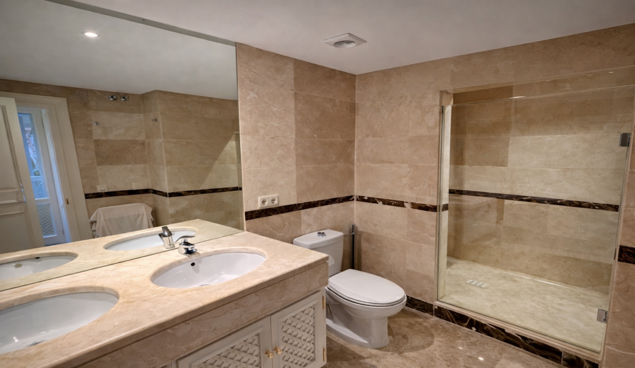 7512B0E6-11BA-4409-8711-B3320B27A8AD