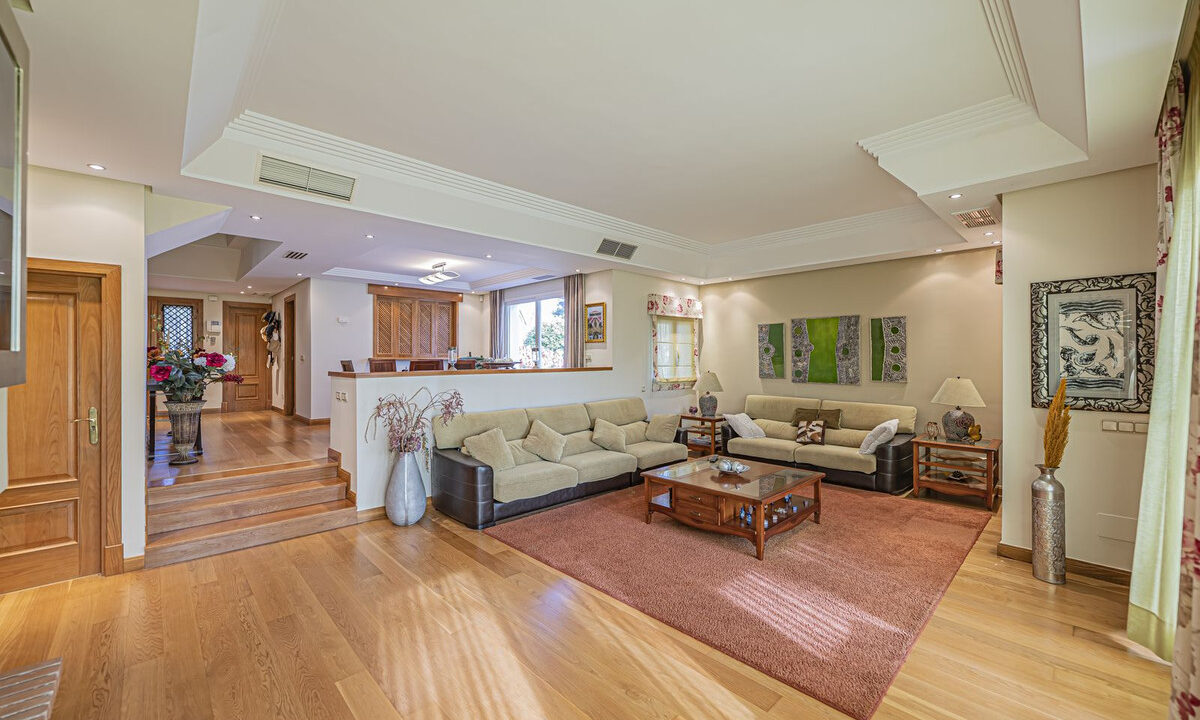 9-467d0cee5b725f3ef65f102a0c2e69c0