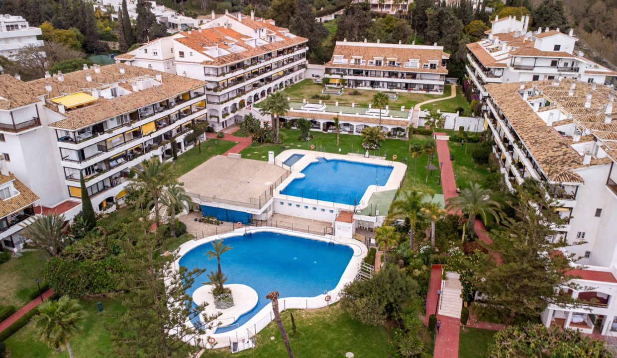 911E2064-F6F0-4645-9A1A-83F26D9C5E26