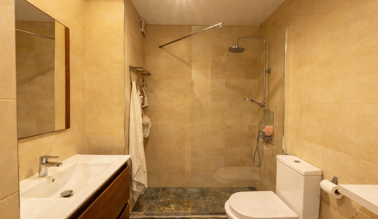 C55E5EE5-02AF-4AE7-A3D0-7AF92EA28C9E