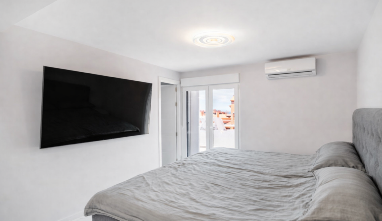 C75AA9FE-EF23-416B-BFA7-10D79BD91F75